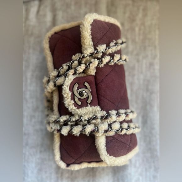 CHANEL Handbags - Chanel shearling Flap Bag